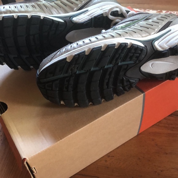 VINTAGE -NIKE 8 WIDE - Picture 3 of 7